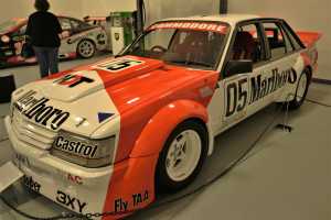 BROCK-COMMADORE-05